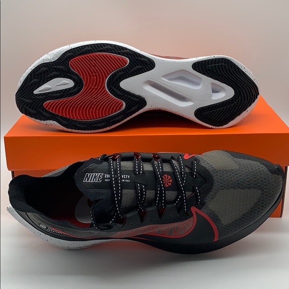 NIKE ZOOM GRAVITY black/university red-white - Picture 5 of 16